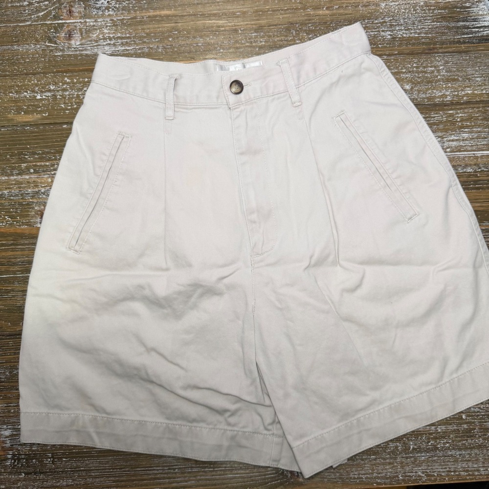 Casual Corner Womens Khaki Pleated High Waist Cotton Shorts Beige Preppy Size 4